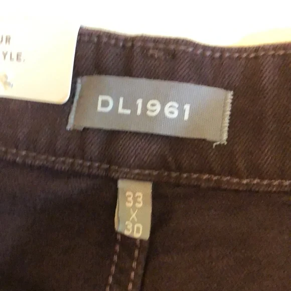 NWT DL1961 Russell Slim Straight Cabernet Pants 33